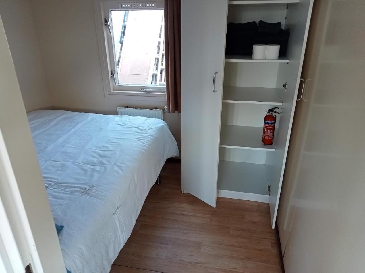 Villa Tiny House Nabij De Kust Dirkshorn Esterno foto